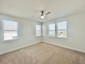 12902 Salk Way in Orlando, FL - Building Photo - Building Photo