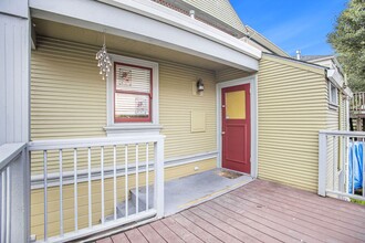 1907 Willow St in Alameda, CA - Building Photo - Building Photo