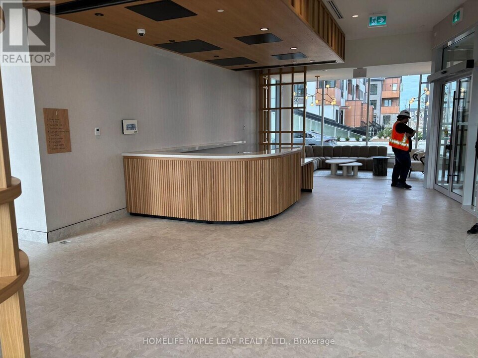 20 All Nations Dr in Brampton, ON - Building Photo