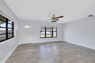 6200 SW 18th St in Pompano Beach, FL - Building Photo - Building Photo