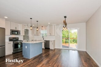 1684 Woods Mill Dr in Wentzville, MO - Building Photo - Building Photo