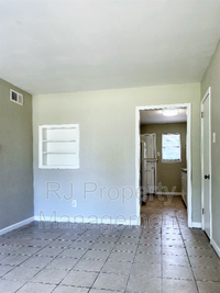 1177 Linden Ave photo'