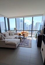 1600 NE 1st Ave in Miami, FL - Building Photo - Building Photo