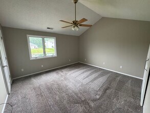 7633 Maeve Dr in Fort Wayne, IN - Building Photo - Building Photo