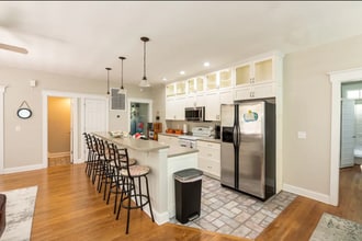 206 NE 60th St in Oak Island, NC - Building Photo - Building Photo