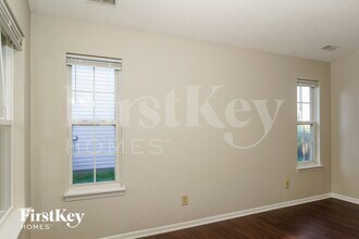 1880 Long Lake Dr in Greenwood, IN - Building Photo - Building Photo