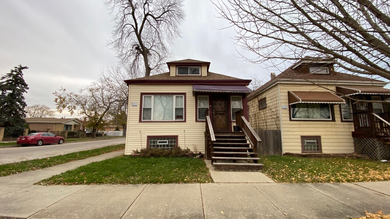 444 W 98th St in Chicago, IL - Building Photo