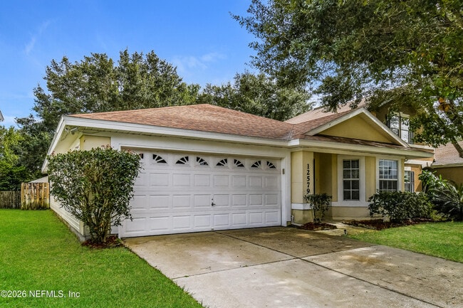 12579 Woodfield Cir W in Jacksonville, FL - Building Photo - Building Photo