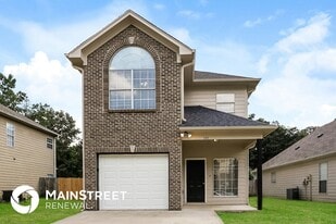 195 Carrington Ln in Calera, AL - Building Photo