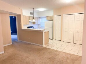 2805 E Washington St in Orlando, FL - Building Photo - Building Photo