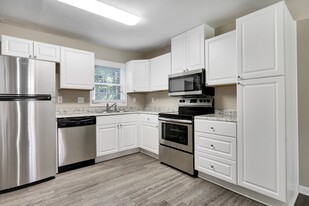 Hidden Creek Townhomes in Greenville, SC - Building Photo
