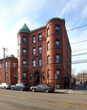 109 Windsor St in Cambridge, MA - Foto de edificio - Building Photo