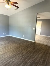 5619 E Pitt Ave in Fresno, CA - Building Photo - Building Photo