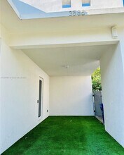 3586 Franklin Ave in Miami, FL - Building Photo - Building Photo