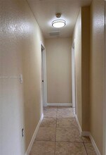 1465 NW 59th St in Miami, FL - Building Photo - Building Photo