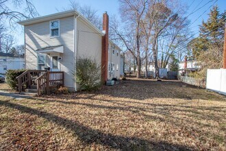 56 Thompson Cir in Newark, DE - Building Photo - Building Photo