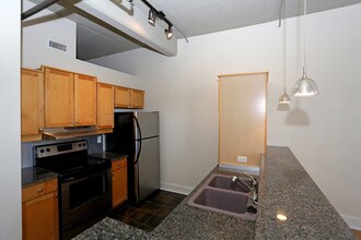 Raven Place in Richmond, VA - Foto de edificio - Interior Photo