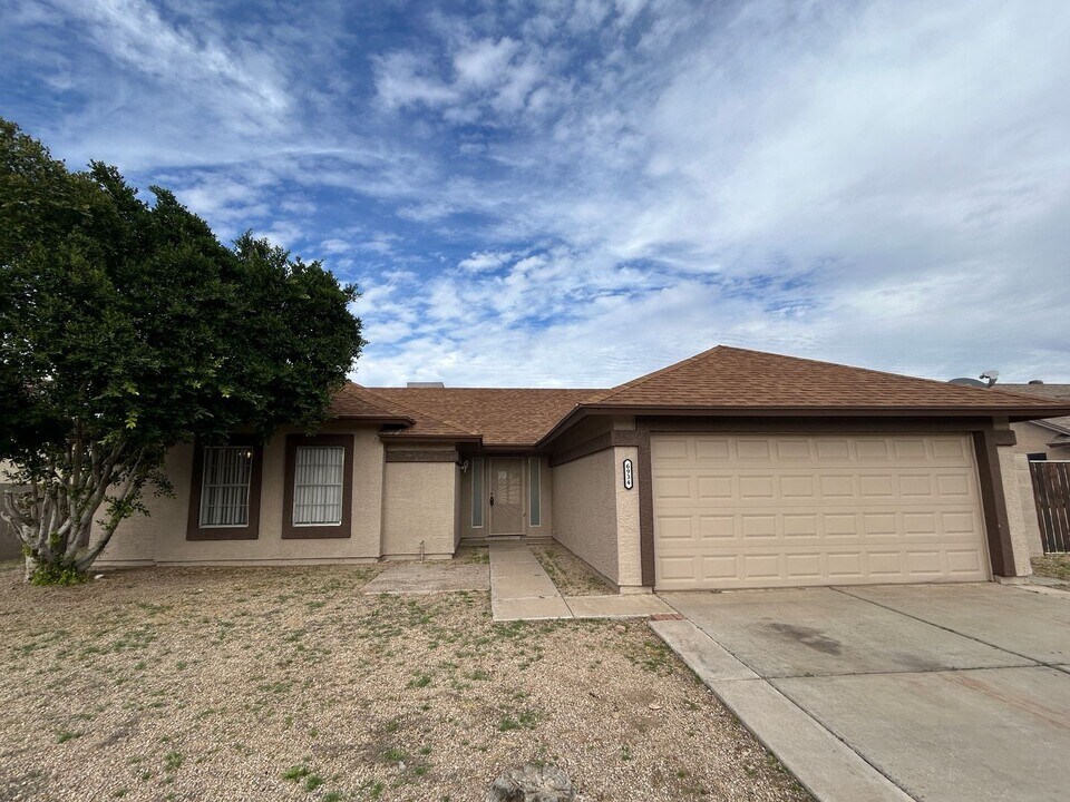 6934 W Brown St in Peoria, AZ - Building Photo
