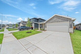 16830 Paintbrush Holw Ln in Houston, TX - Foto de edificio - Building Photo