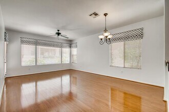 5389 Progresso St in Las Vegas, NV - Building Photo - Building Photo