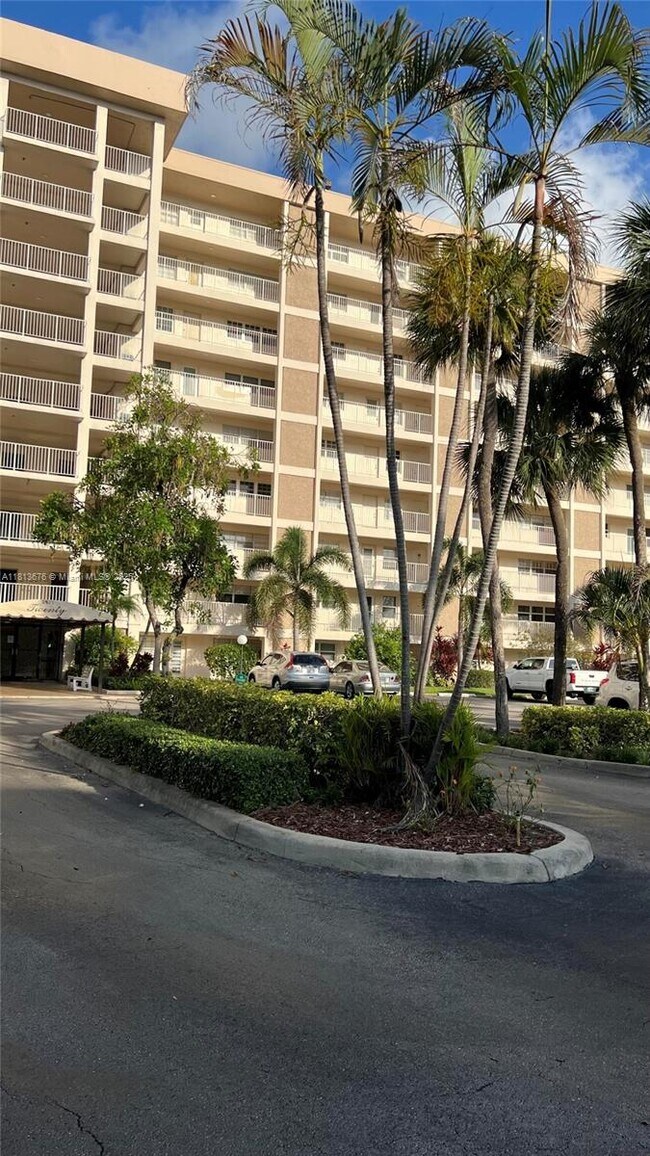 property at 2671 S Course Dr