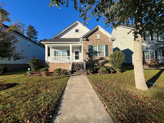 property at 3177 Mayflower Ln