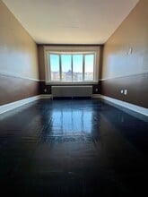 4584 G St in Philadelphia, PA - Building Photo - Building Photo