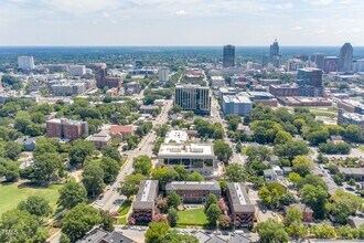 817 Hillsborough St, Unit 2a Gold in Raleigh, NC - Foto de edificio - Building Photo