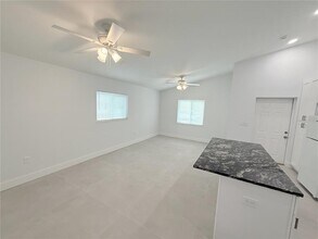 1013 3rd St W in Bradenton, FL - Building Photo - Building Photo