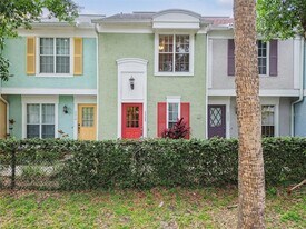 3308 W Wyoming Cir in Tampa, FL - Building Photo