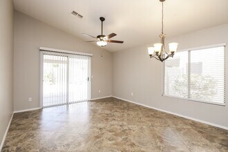 31318 N Shale Dr, Unit 2806 in San Tan Valley, AZ - Building Photo - Building Photo