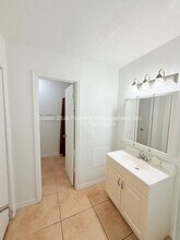 13759 Orange Sunset Dr in Tampa, FL - Building Photo - Building Photo