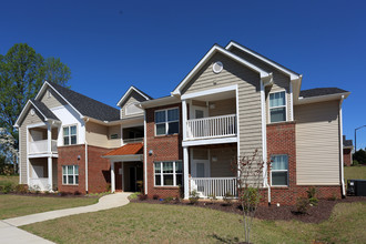 Reidsville Ridge Apartments in Reidsville, NC - Building Photo - Building Photo