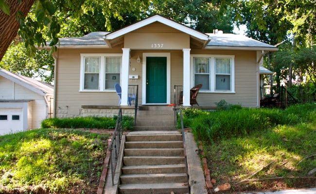 property at 1337 E 17th Pl
