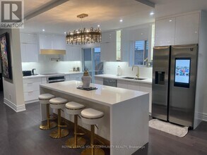 8 Kings College Rd in Markham, ON - Building Photo - Building Photo