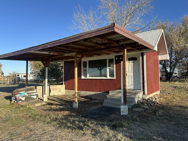 property at 758 W G Rd
