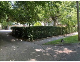 806 Briarcliff Rd NE in Atlanta, GA - Building Photo