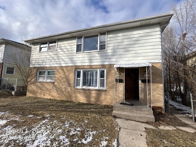 property at 8002 W Villard Ave