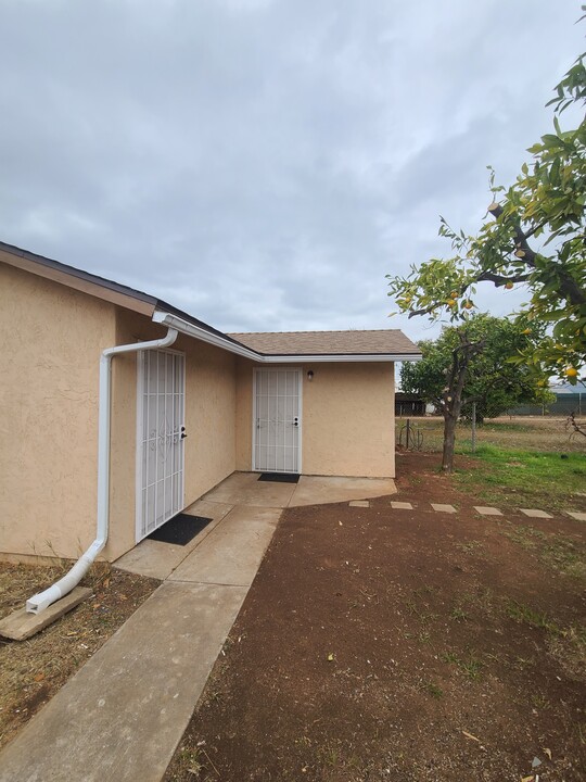 1166 Persimmon Ave in El Cajon, CA - Building Photo