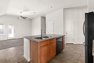 3902 Flatrock Mountain Dr in Killeen, TX - Building Photo - Building Photo