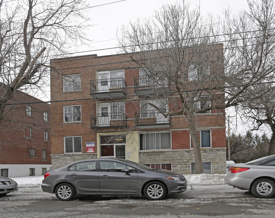 3265 Goyer in Montréal, QC - Building Photo