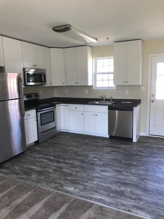 Village Square Cottages in Westminster, MD - Building Photo