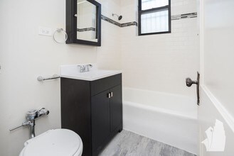 3345 N Marshfield Ave in Chicago, IL - Building Photo - Building Photo