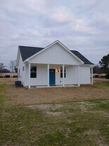 121 Rose Lk Dr in Conway, SC - Building Photo