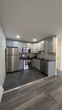 7038 Valley Ave, Unit 1 in Philadelphia, PA - Building Photo - Building Photo