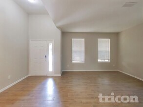 502 Azalea Bloom Dr in Apopka, FL - Foto de edificio - Building Photo