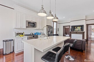 2215 Blake St in Berkeley, CA - Building Photo - Building Photo