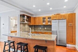 440 Commercial St in Boston, MA - Building Photo - Building Photo