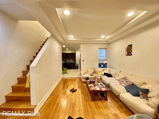 2026 N Gratz St photo'