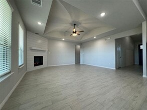 115 Bowling Grn Ave. in Red Oak, TX - Building Photo - Building Photo